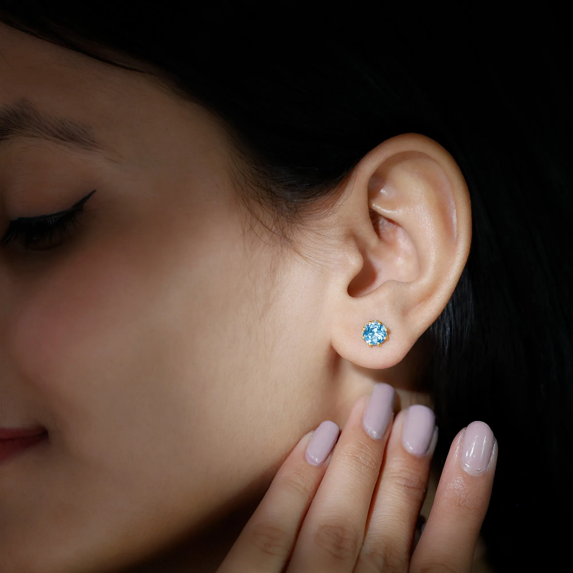 6 MM Decorative Swiss Blue Topaz Solitaire Stud Earrings