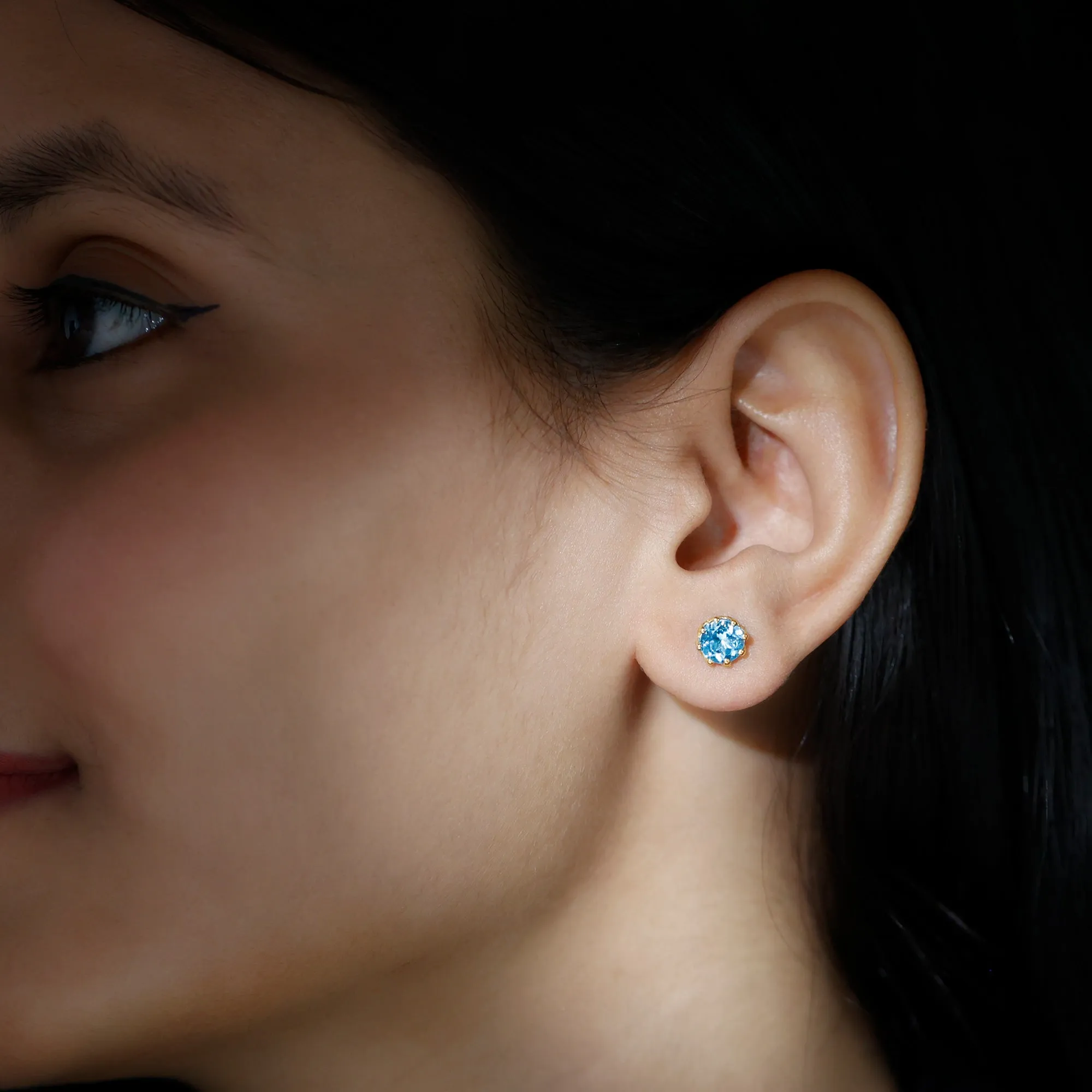 6 MM Decorative Swiss Blue Topaz Solitaire Stud Earrings