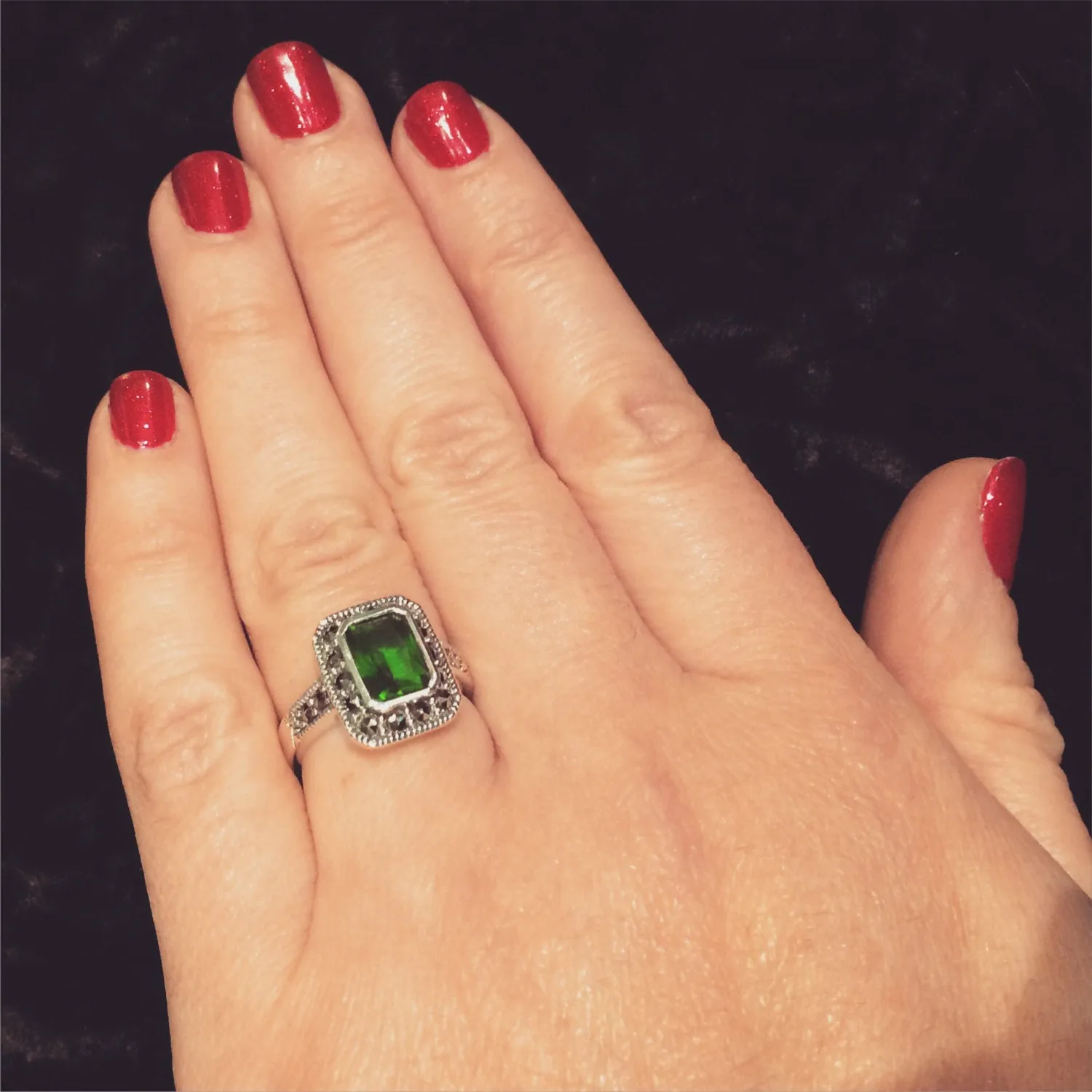 Emerald Green Princess Solitaire Marcasite Silver Ring