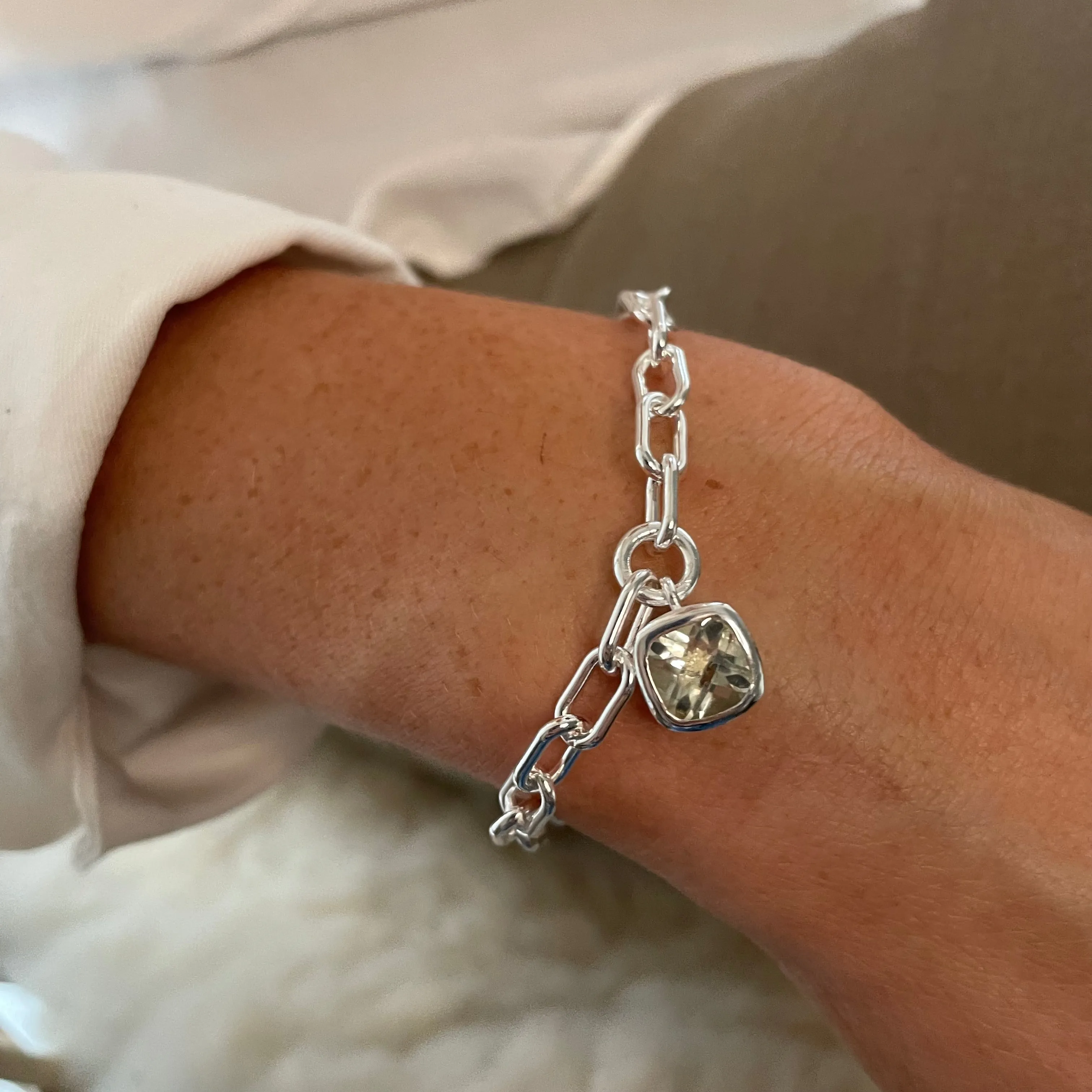 Green Quartz Link Bracelet