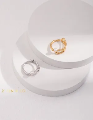 MILA Open ring with dainty pearl