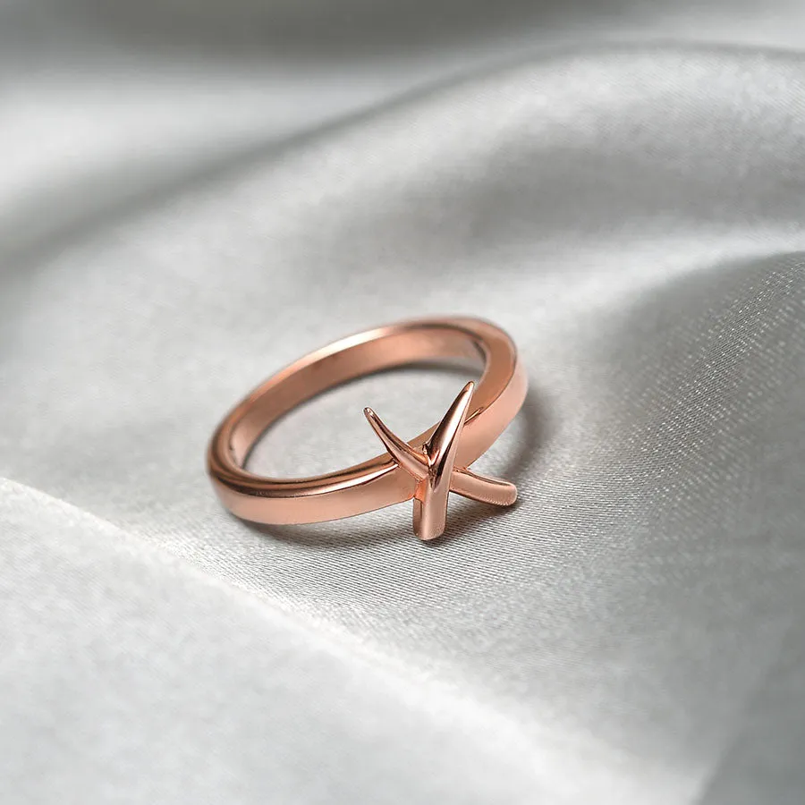 Molto Kiss Ring