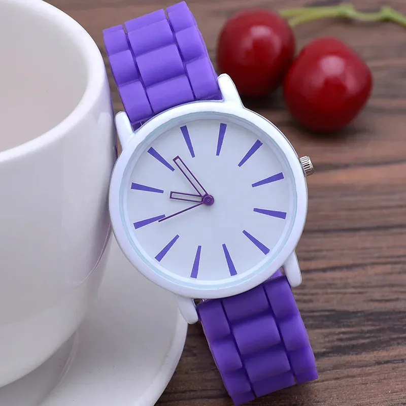 Montre à Quartz Femme avec bracelet en silicone aux coloris vibrants (13 coloris)