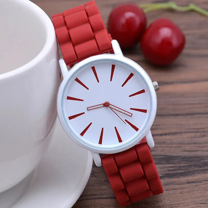Montre à Quartz Femme avec bracelet en silicone aux coloris vibrants (13 coloris)