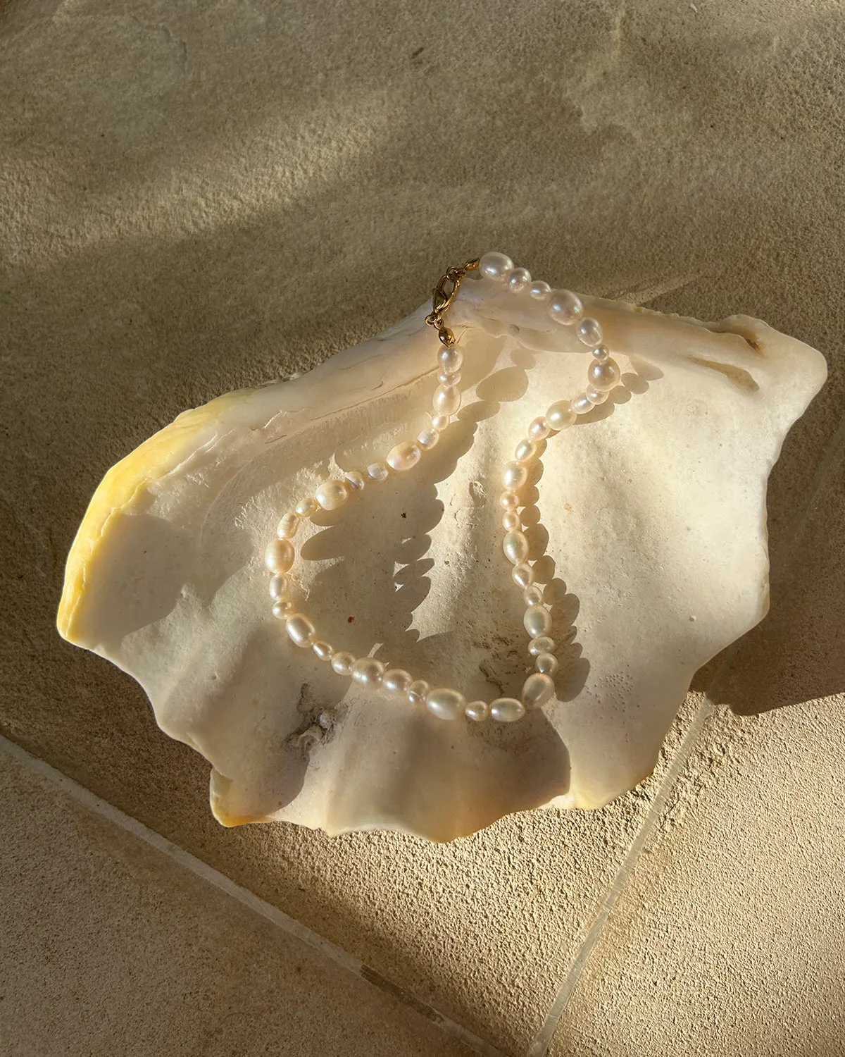 PEARL RHAPSODY CHOKER