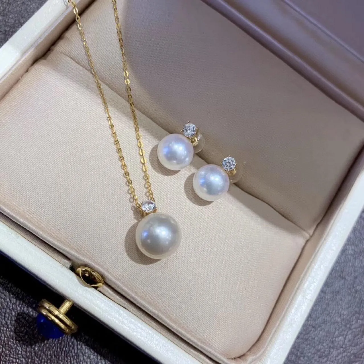 Princess Style Akoya Pearl Pendant Necklace
