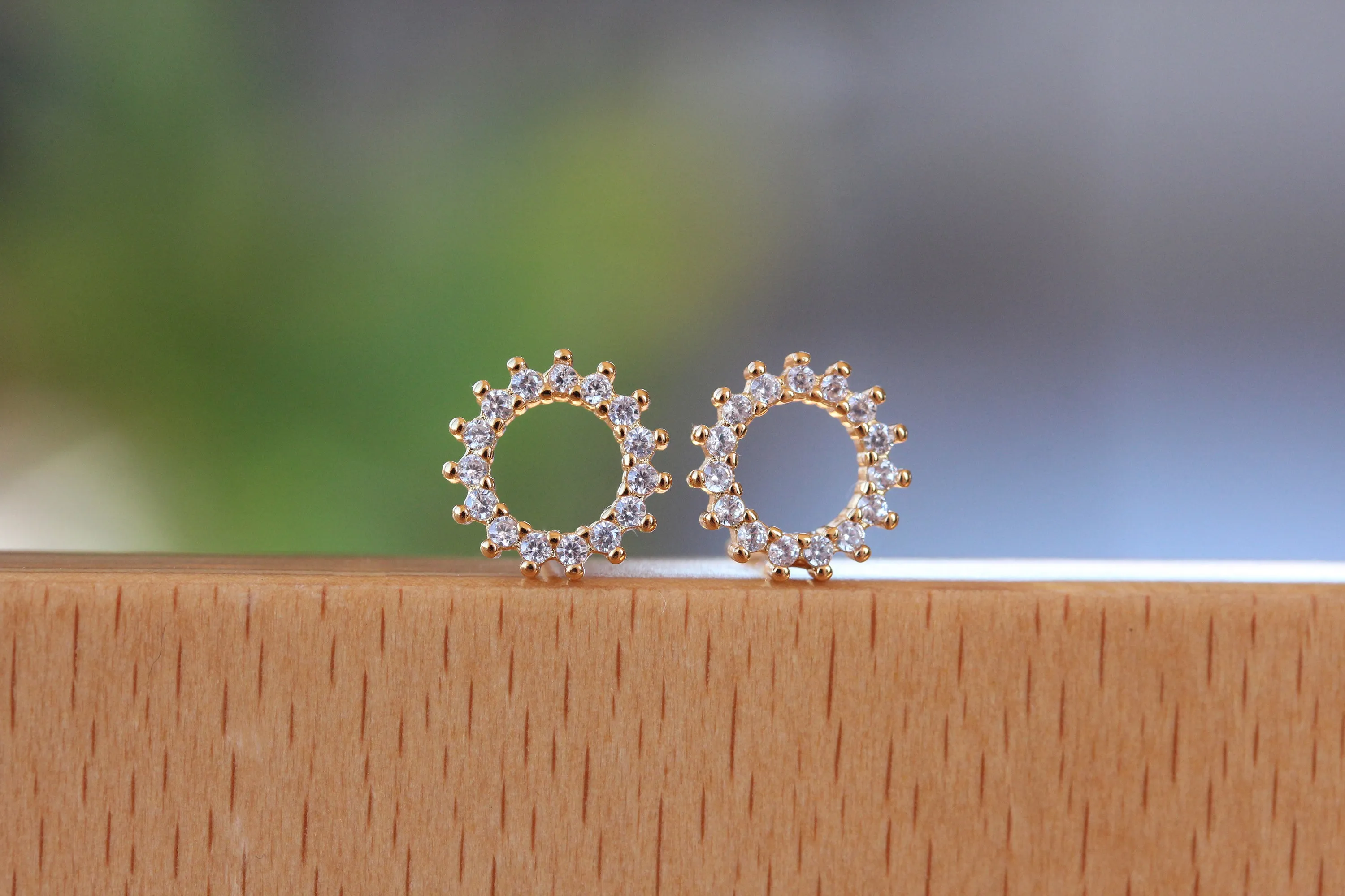 sunburst earrings { silver}