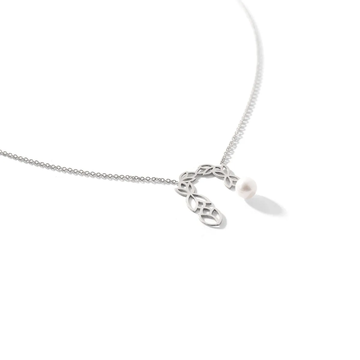 Waterfall and pearl Chain Necklace